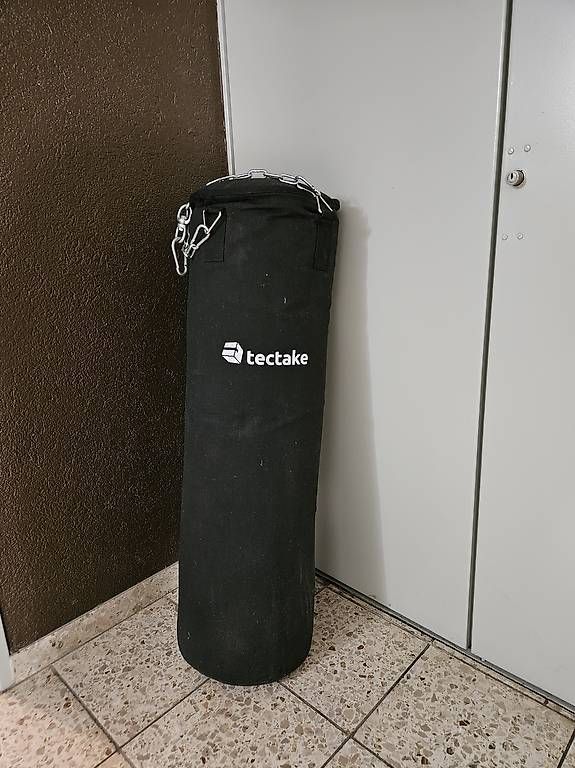 Sacchi da boxe: Sac de frappe boxe – Usato da Echallens venduto da Youpi