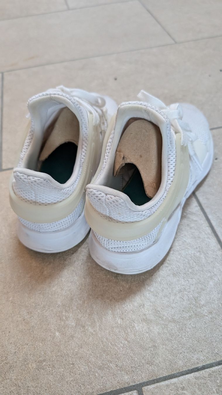 Adidas Herrenschuhe: Adidas EQT Equipment 43 1/3 – Gebraucht aus Rümlang von Pascal_Gut 4