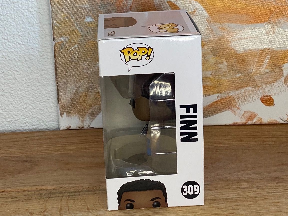 Funko Statuette: Funko Pop - Star Wars - Finn #309 – Nuovo e nell'imballaggio originale da Oensingen venduto da CSCollectors 1