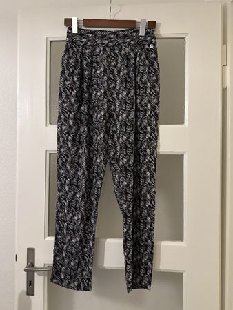 Pepe Jeans Hose, Grösse L, neuwertig
