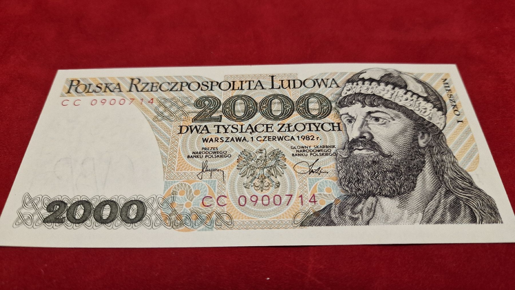 4 Von 2000