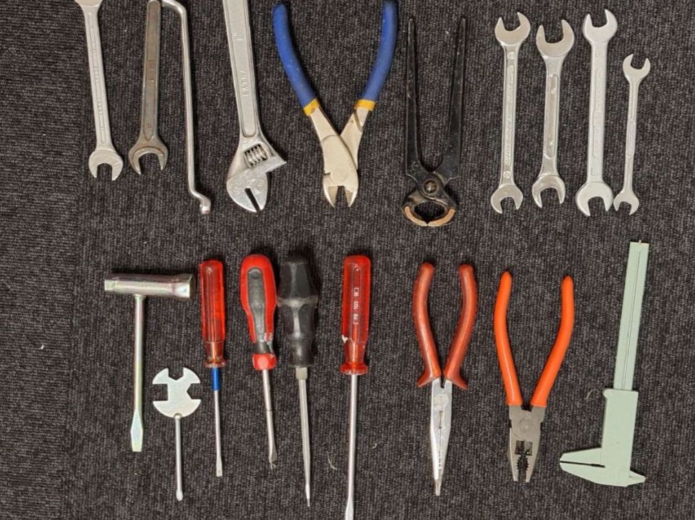 Tous les outils: WerkzeugSet – D'occasion à Brugg AG par bacbac5757