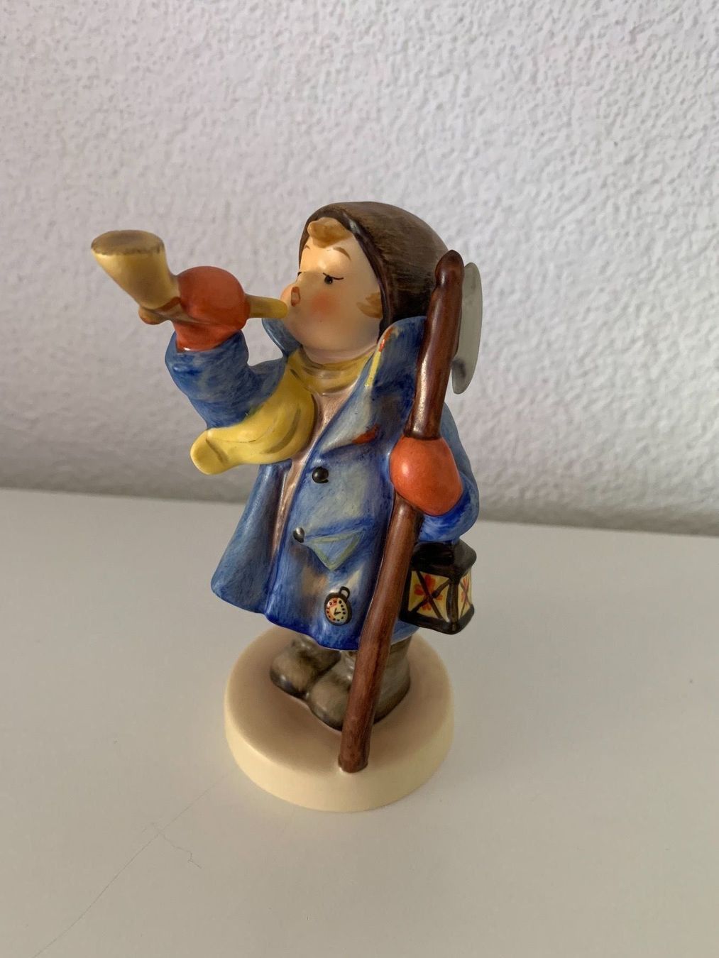 Hummel Statuette: Goebel Hummel Figur – Usato da Kreuzlingen venduto da micus87