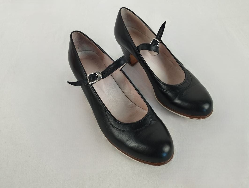 Scarpe da donna: BALL PILMAR echte Flamencoschuhe Gr. 37 – Usato da Schübelbach venduto da Restwert_Schubelbach 2