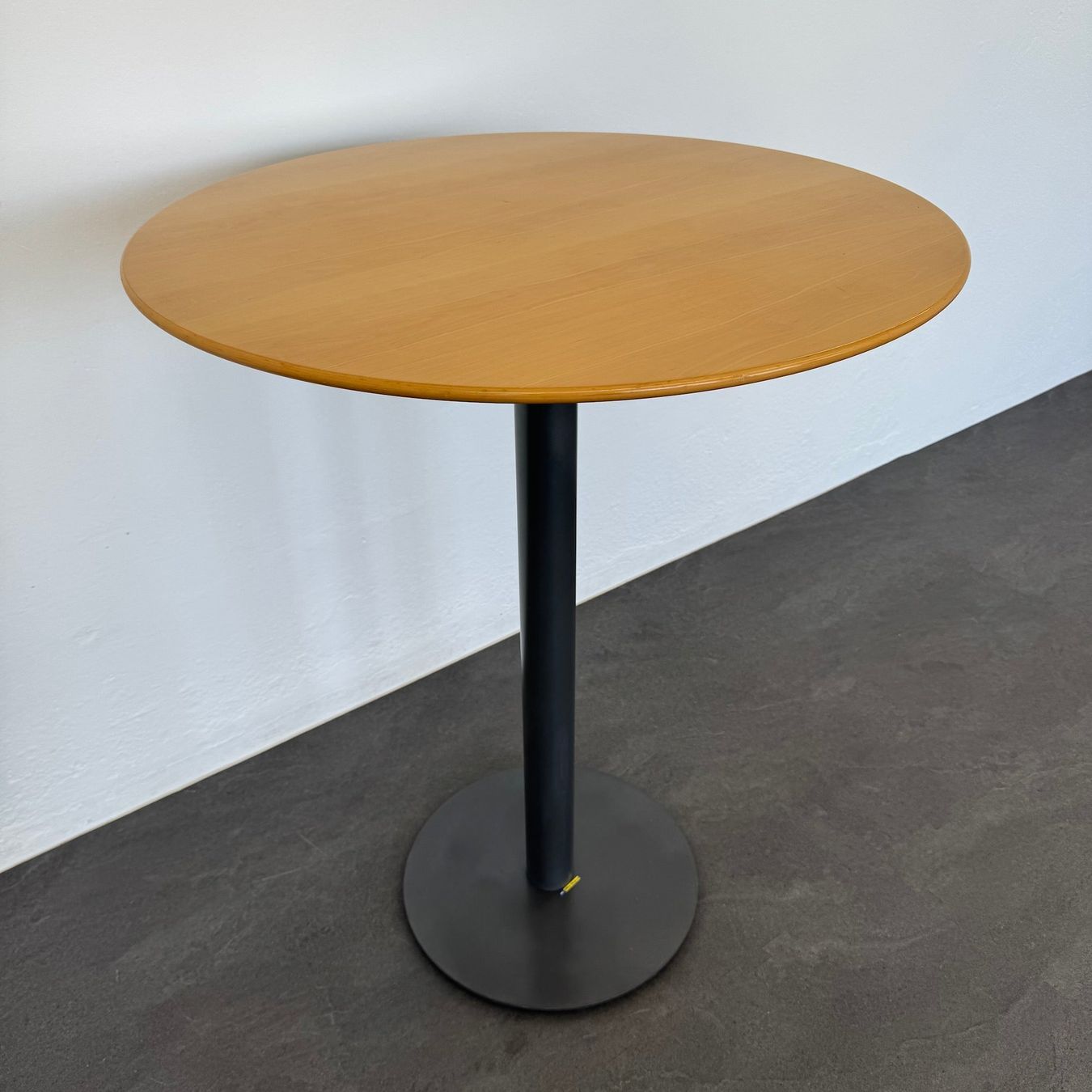 Tavoli: Ergodata System Desk Stehbartisch Rund 900 mm - – Usato da Schönenwerd venduto da mcofficeshop 1