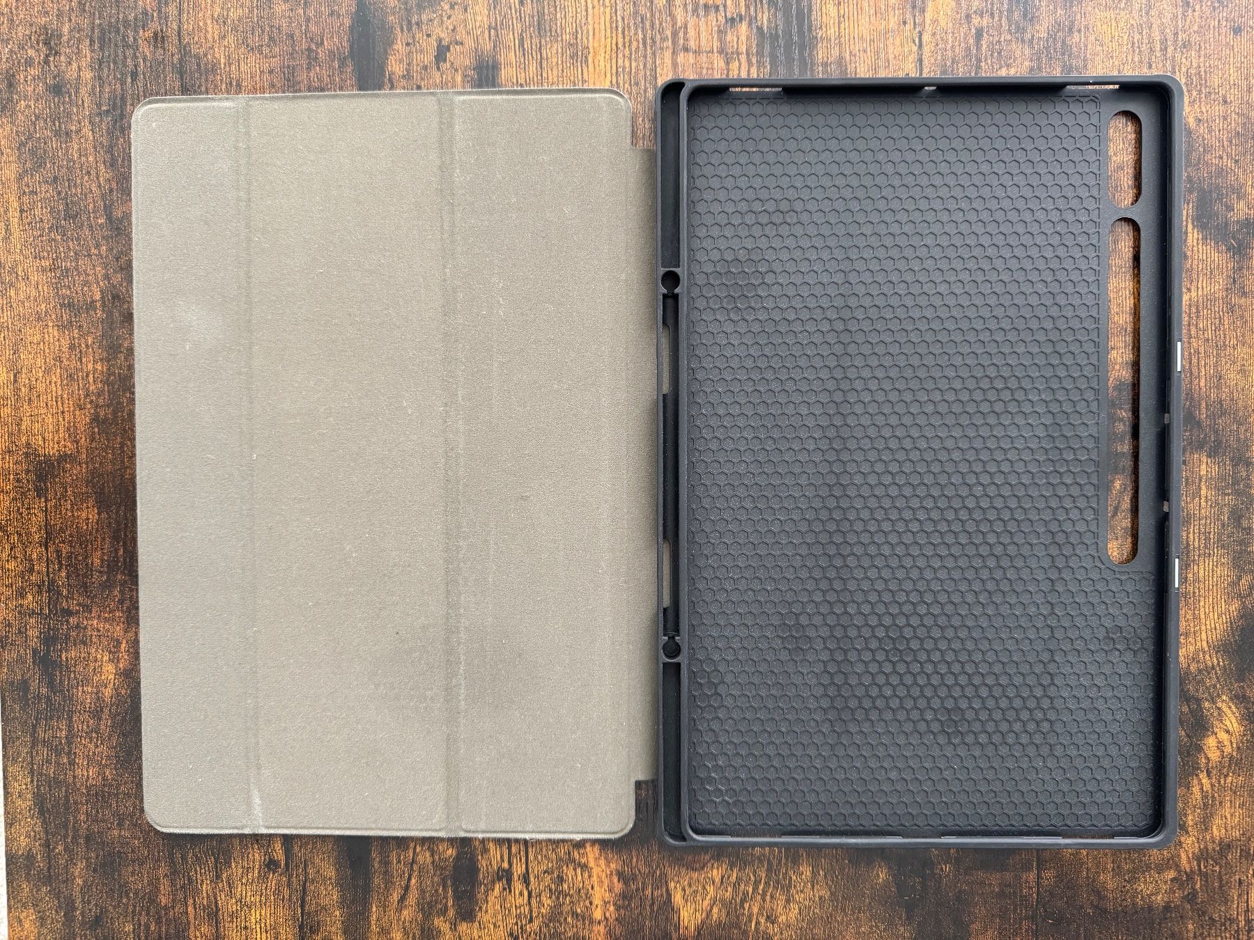 Covers & Borse: Galaxy Tab s9 Ultra Cover – Usato da Aadorf venduto da Daniel_Lenz 1