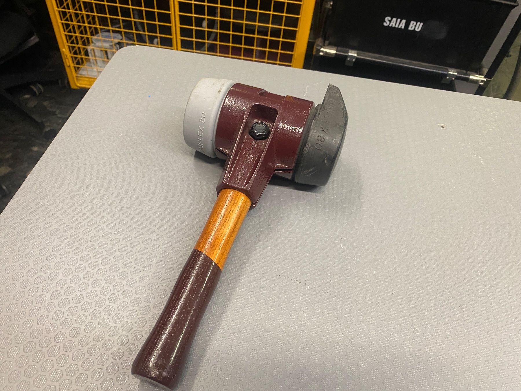 Alle Werkzeuge: Halder Gummihammer – Gebraucht aus Wabern von HK-Design