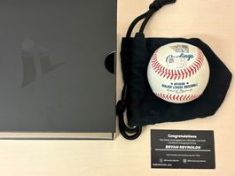 Fanatics Under Wraps MLB-Bryan Reynolds signed Baseball