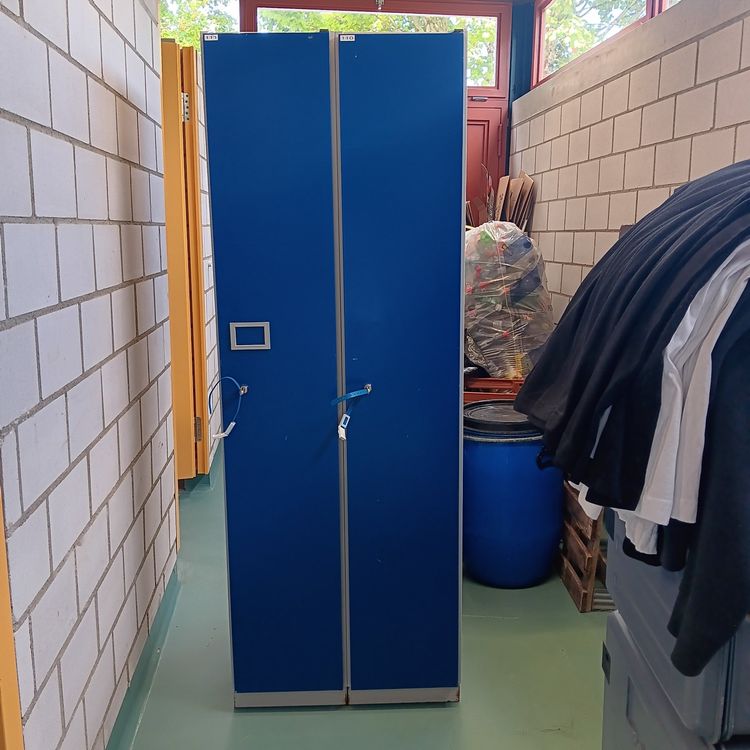 Spind (Gebraucht) in Hombrechtikon für CHF 53 – nur Abholung auf ...