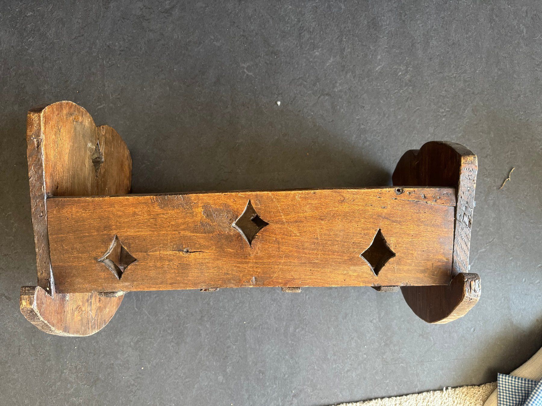 Giocattoli: Rustikale antike Holzwiege im traditionellen Bauernstil – Usato da Oberrohrdorf venduto da ker_5h67 3