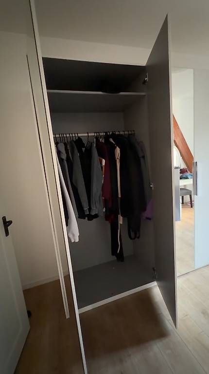Armadi: Armoire 250x230 – Usato da Moutier venduto da juj_8zdj 1