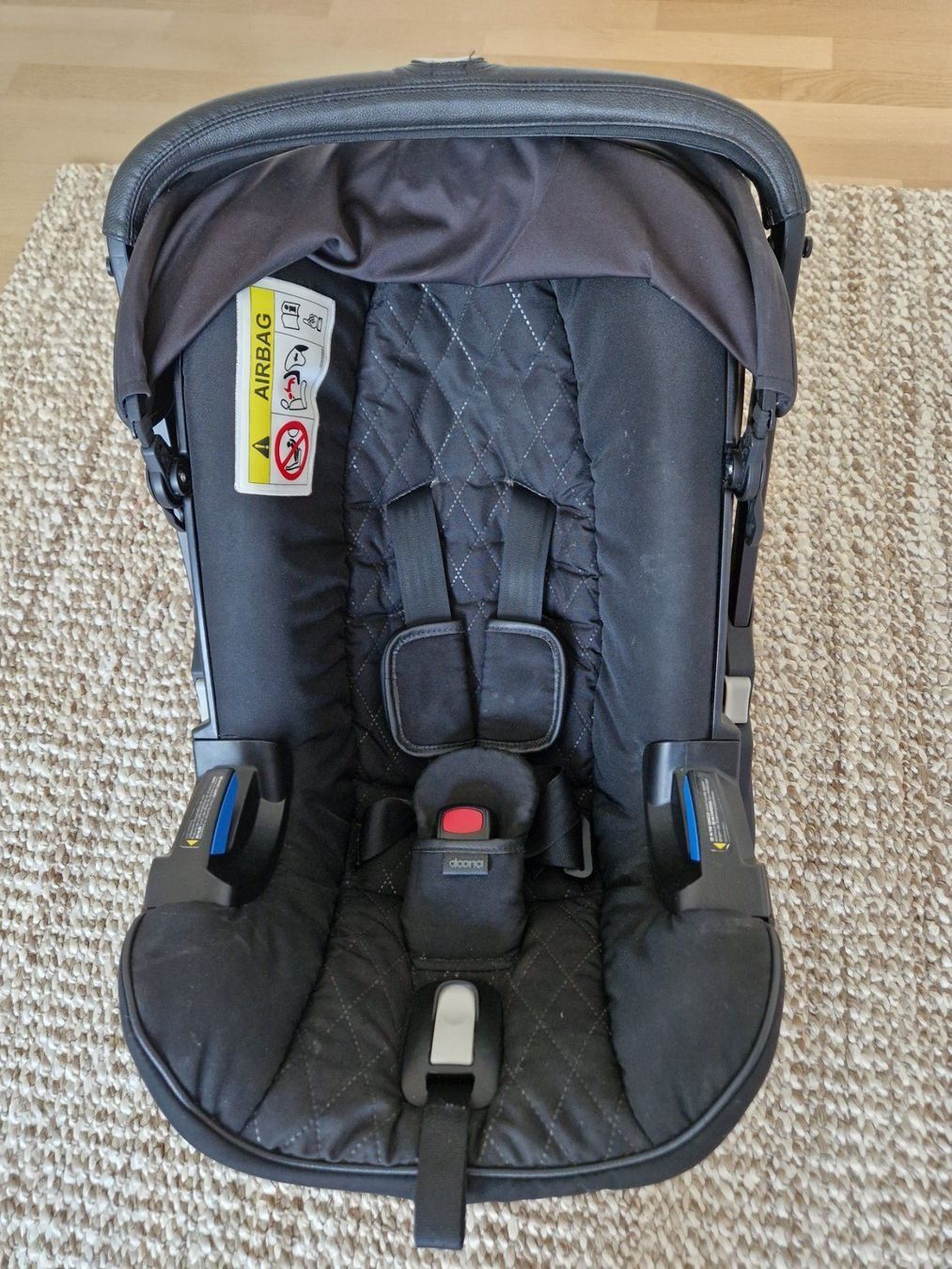Doona Auto-Kindersitze: Babyschale Doona i Nitro Black inkl. Autostation – Gebraucht aus Küsnacht ZH von gmd243 4