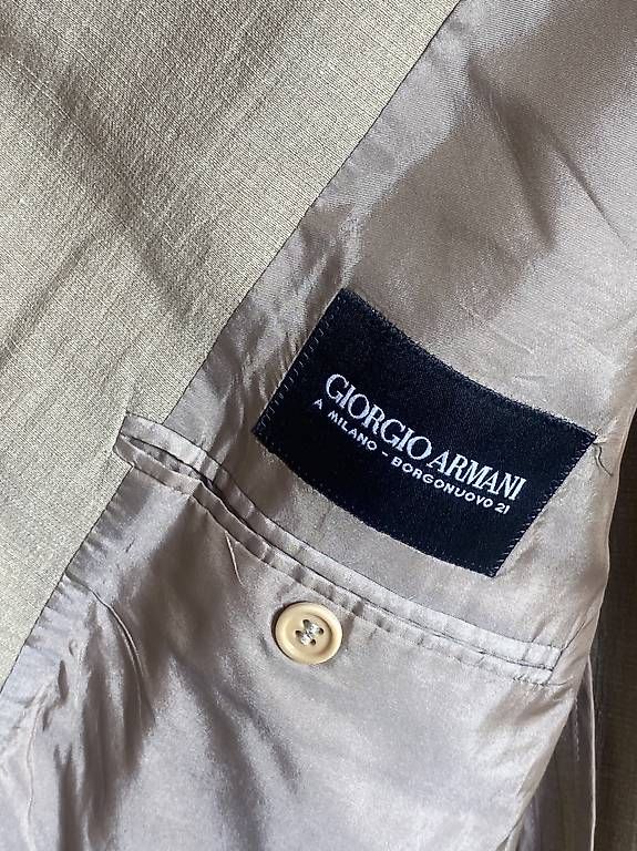 Armani Giacche: GIORGIO ARMANI BLAZER – Usato da Hausen am Albis venduto da CinziaR 4