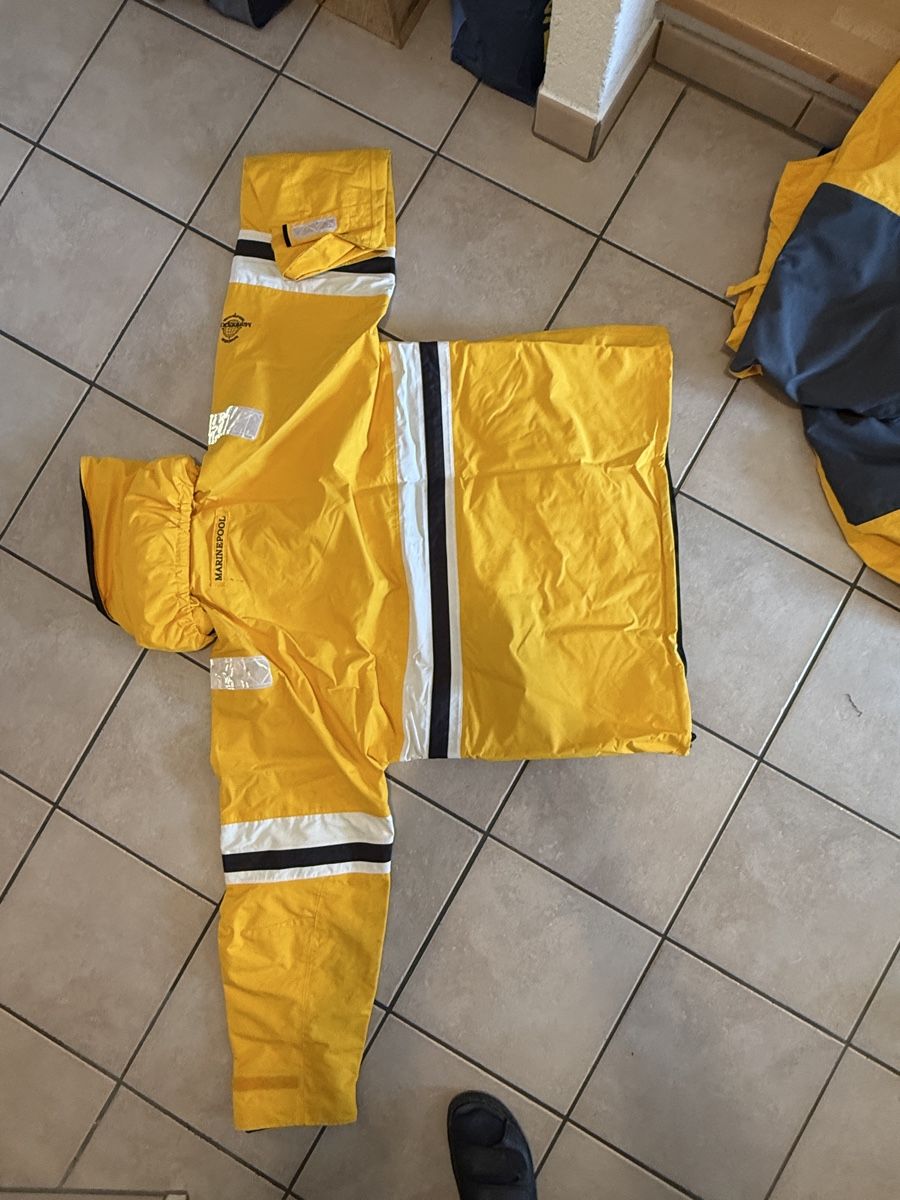 Altro in Moda uomo: Segelkleider – Usato da Mettmenstetten venduto da Feldf 1