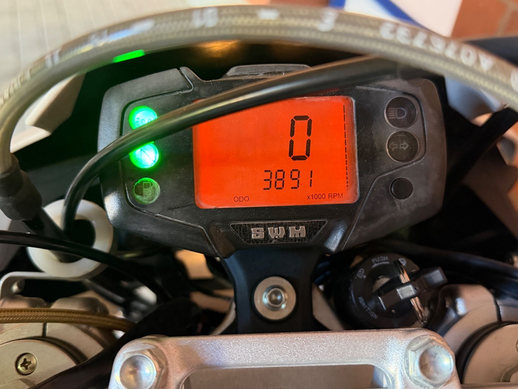 SWM Enduro: Motorrad Enduro SWM RS 650 R – Gebraucht aus Zürich von OW_FOX 3