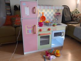 KidKraft Grosse Kinderküche / Spielküche mit Zubehör