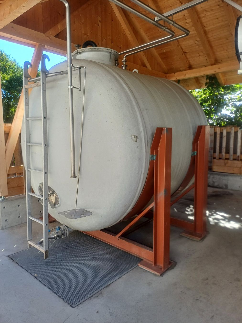 Rota Ver Tränken & Tröge: Polyestertank – Gebraucht aus Arni BE von Chauffeur84 1