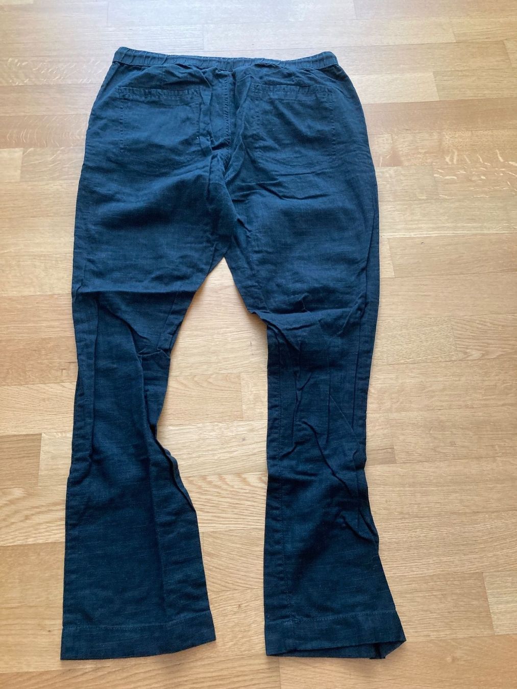 Pantaloni: (C-E) Marfinno Hose 40 – Usato da Jonen venduto da Sevenb 1