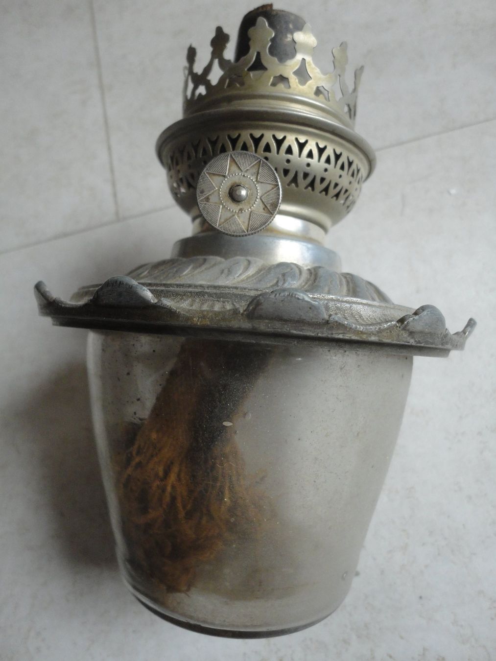 Lampade: Antike Petroleumlampe – Usato da Gelterkinden venduto da Gimbo2 4