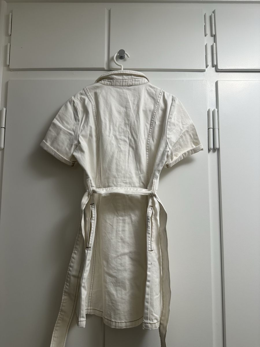 Stradivarius Kleider: Stradivarius white jeans dress – Neu (gemäss Beschreibung) aus Zürich von juz_2t2j 3