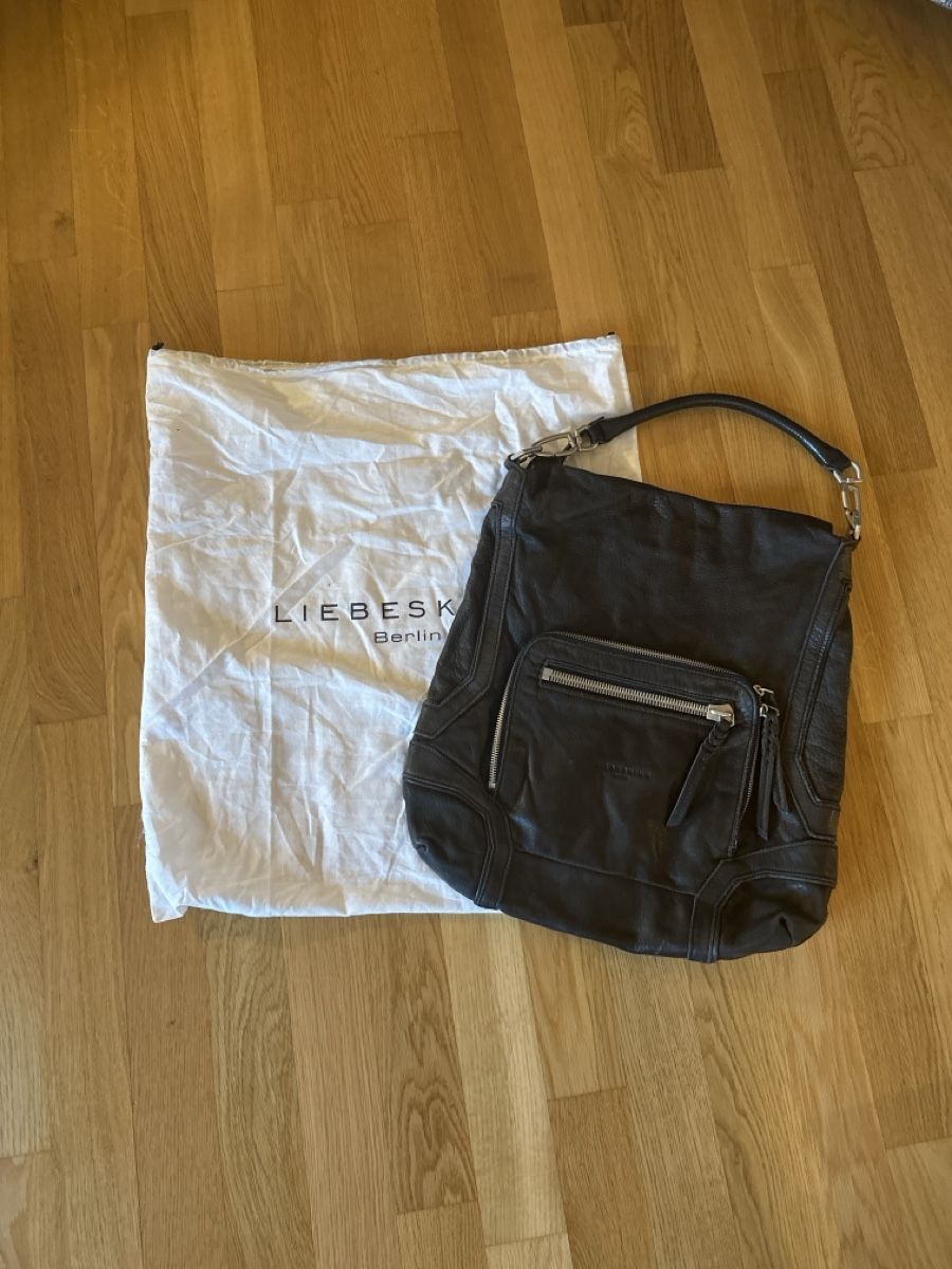 Liebeskind Borse da donna: Schwarze Ledertasche mit Reissverschlüssen, Gebraucht – Usato da Baar venduto da Piigii 4
