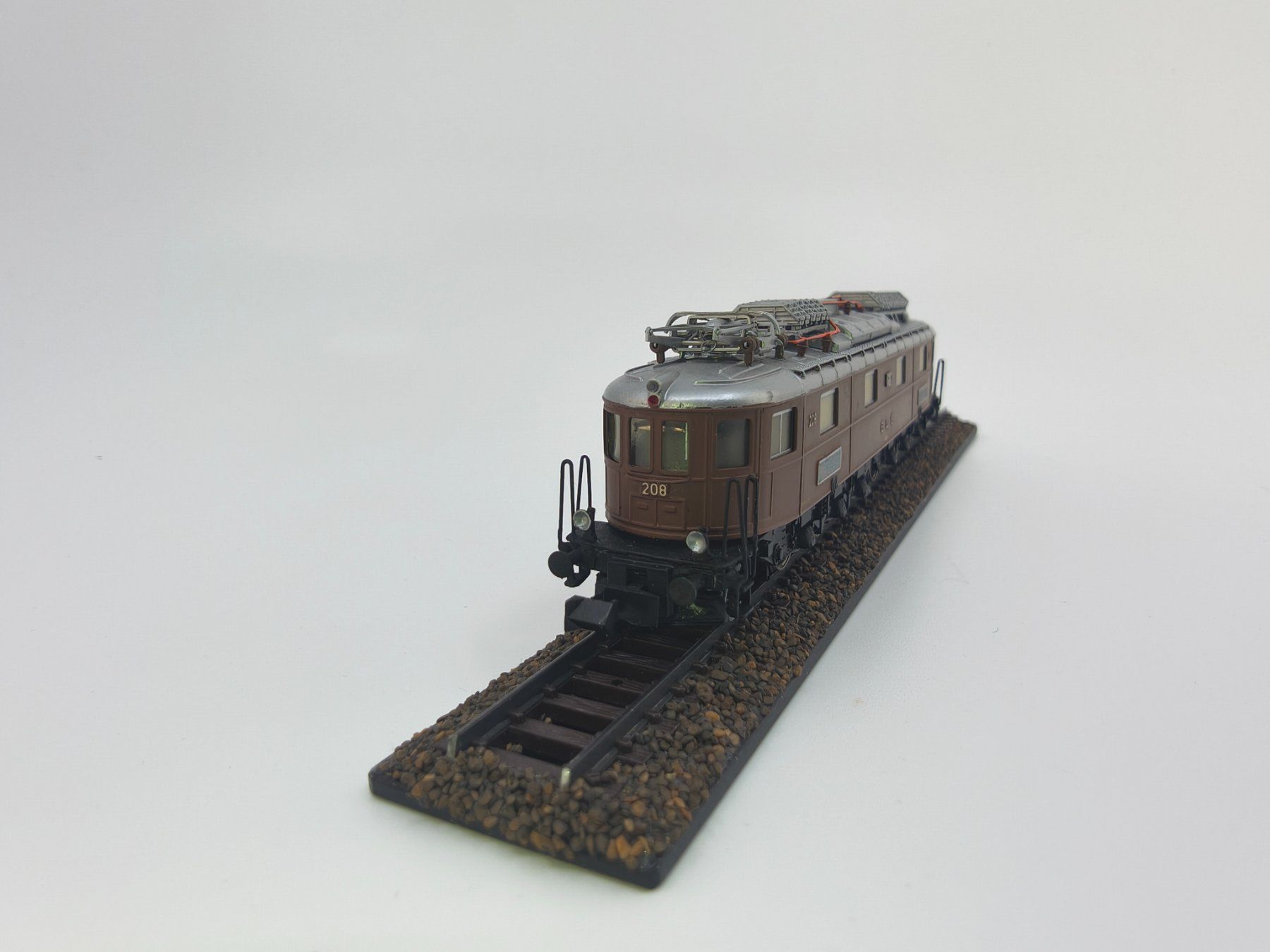 Fulgurex Modellini di ferrovie: Fulgurex Ae 6/8 208, Analog – Usato da Wangs venduto da mobacom 2