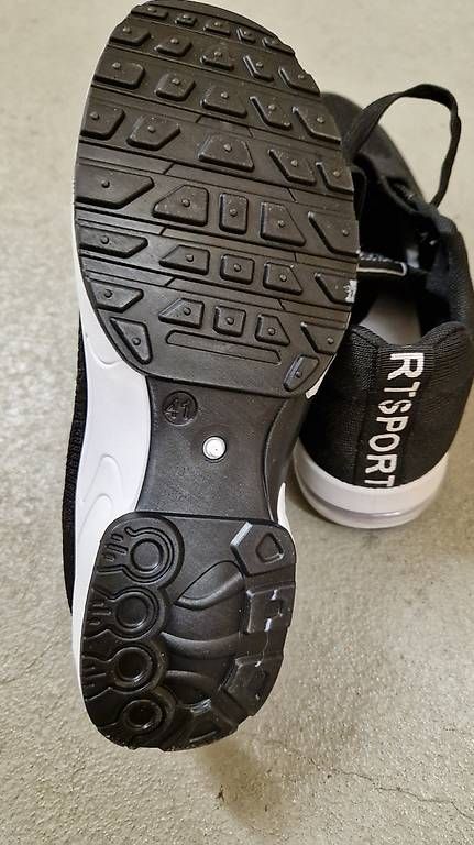 Damenschuhe: Sneaker Damen – Neu (gemäss Beschreibung) aus Besenbüren von pia_myc7 2
