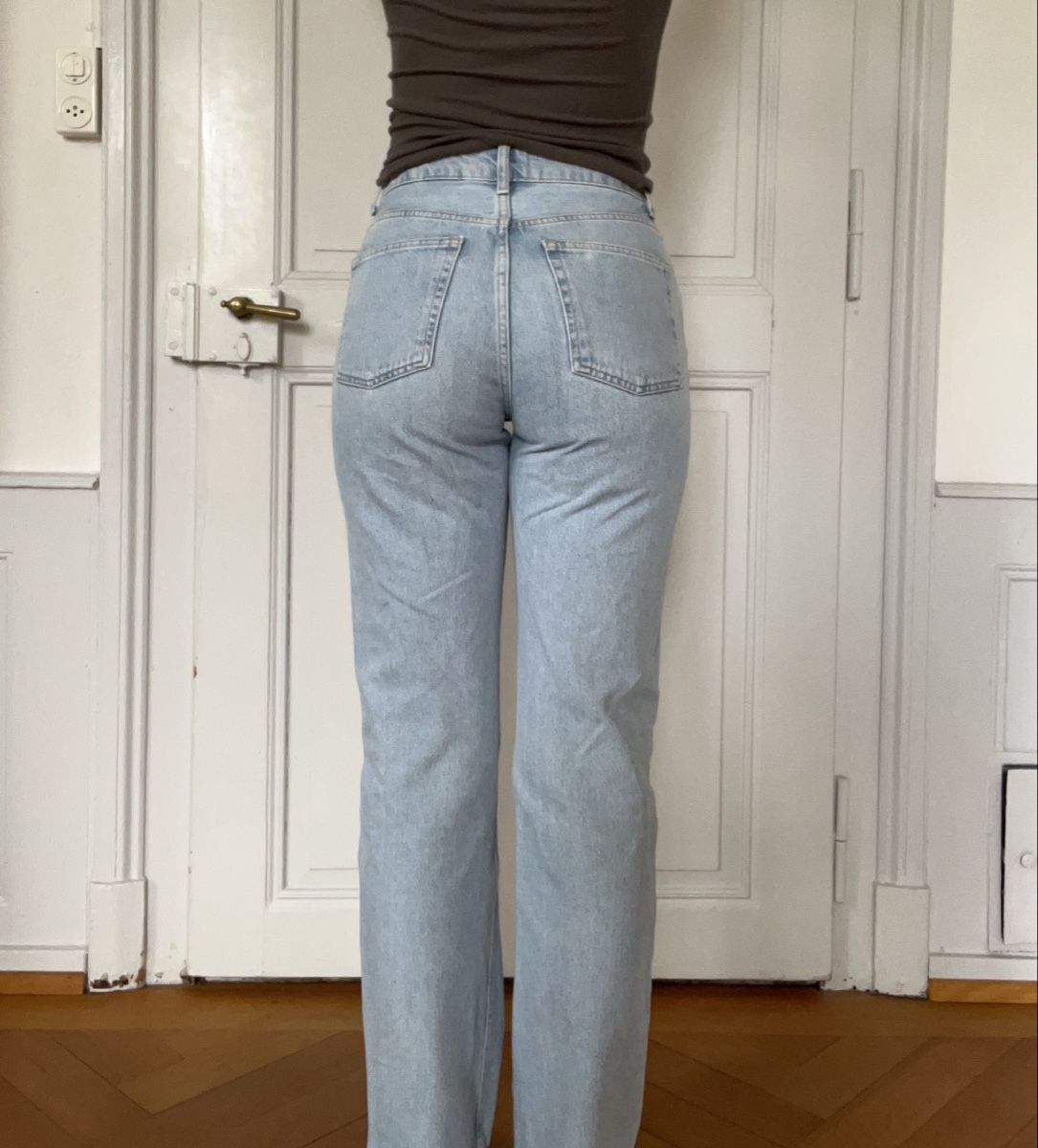 H&M Jeans: Hellblaue high waits straight leg jeans. Grösse 36. – Usato da Bern venduto da sosophie 1