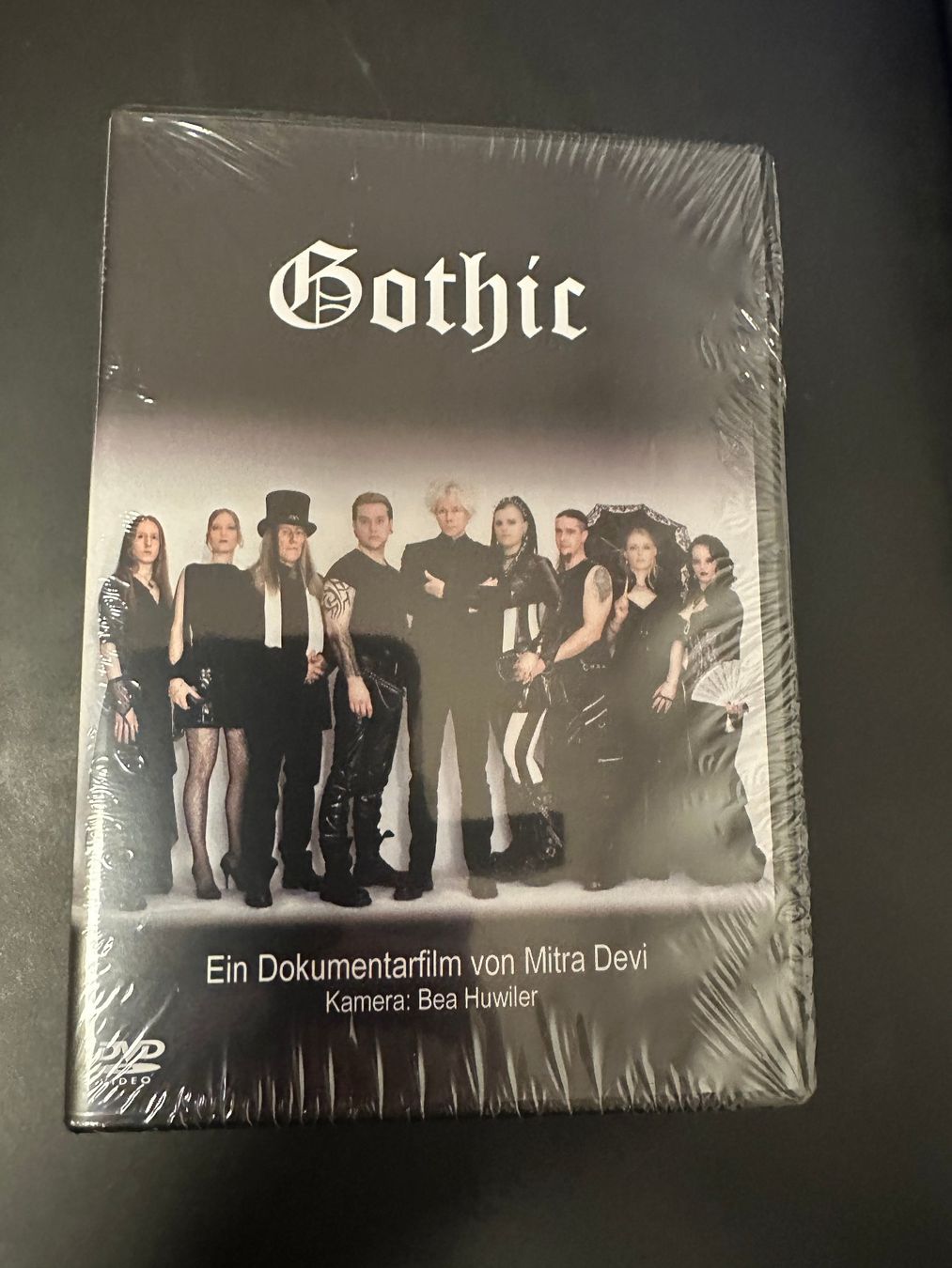 Tutti i DVDs: Gothic - Dokumentarfilm von Mitra Devi – Nuovo e nell'imballaggio originale da Freudwil venduto da Feenland2010