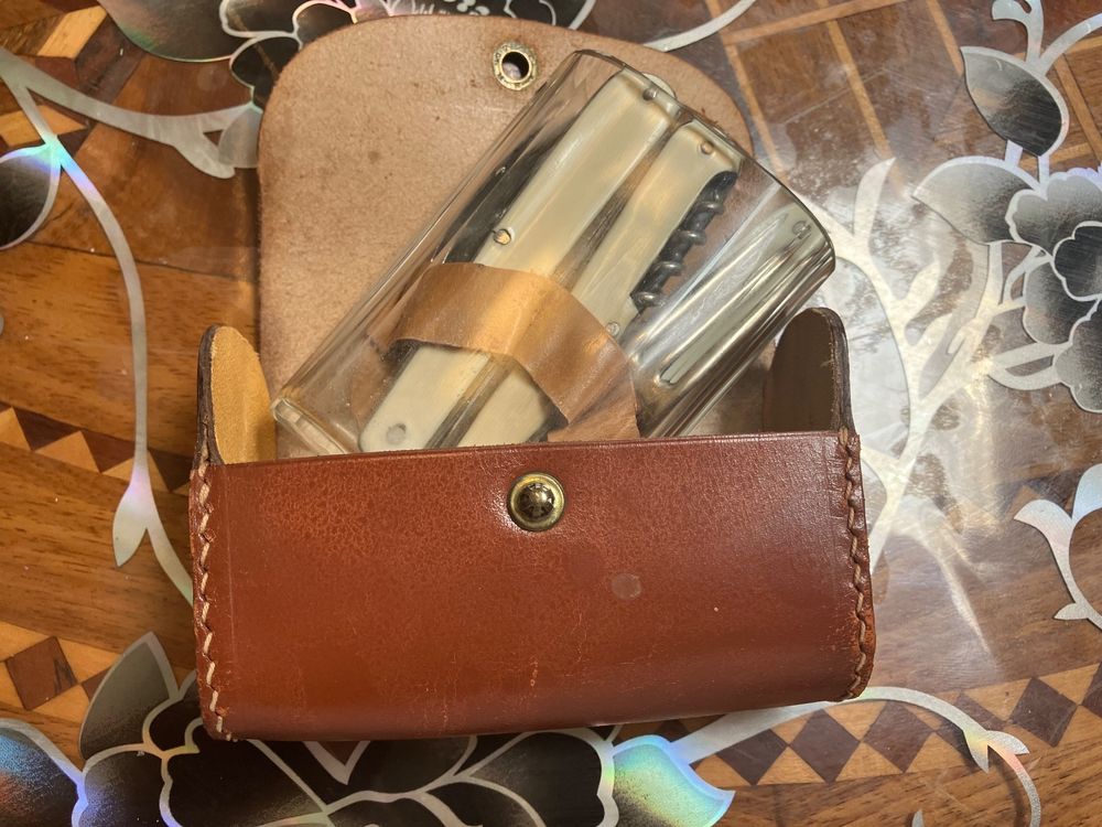 Ancienne Pochette De Pêche L.M Avec Cuillère, Vintage, Matériel De Pêche
