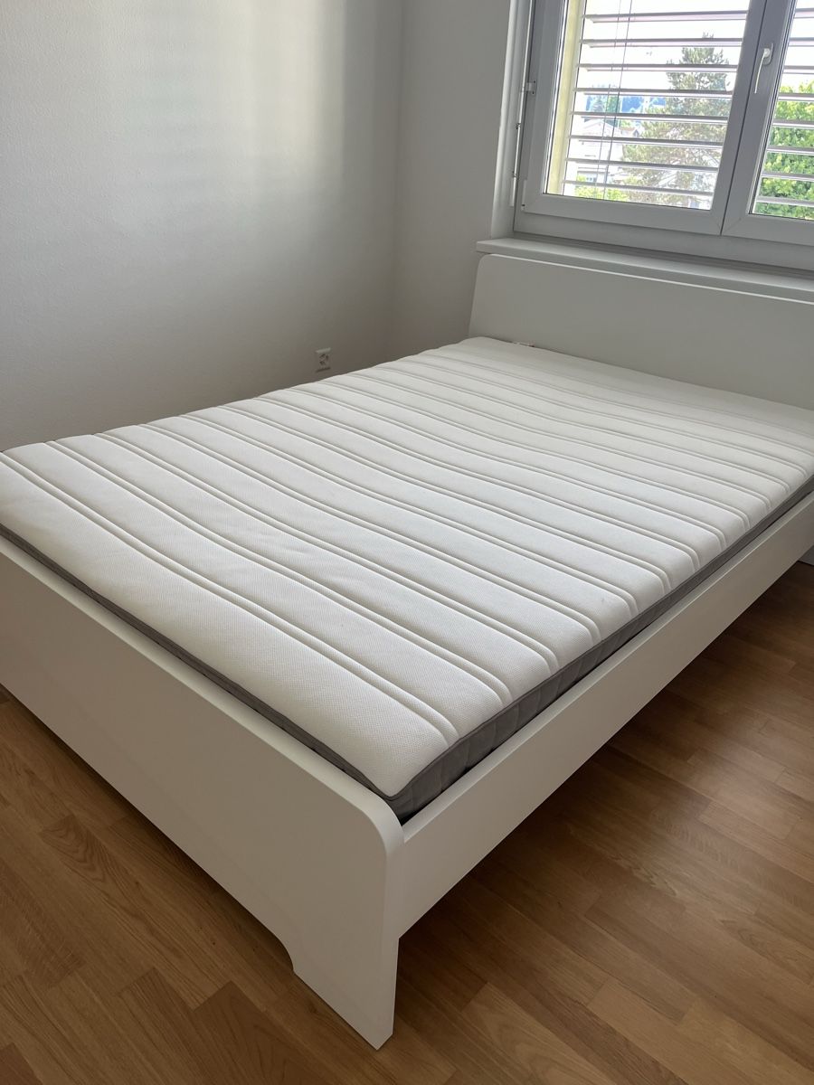 Letti: Bett zu verkaufen mit gratis Nachkommode – Usato da Oftringen venduto da heu_r6m6 1