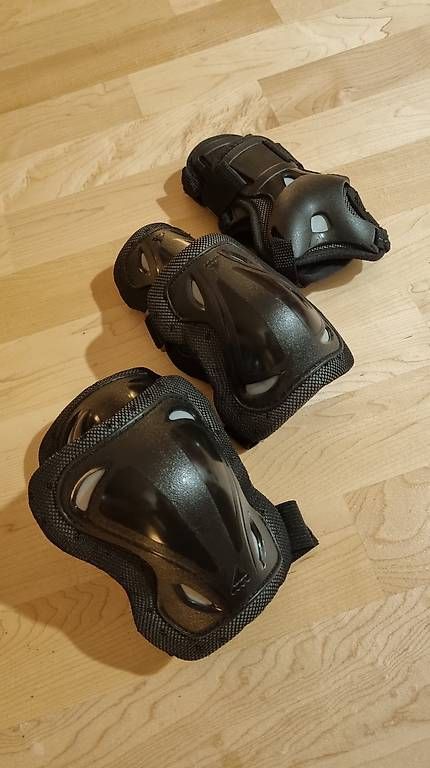 Pattini in linea & Pattini a rotelle: Rollerblade Skate Gear Set M neu – Nuovo e nell'imballaggio originale da Zug venduto da ram_n27t 1