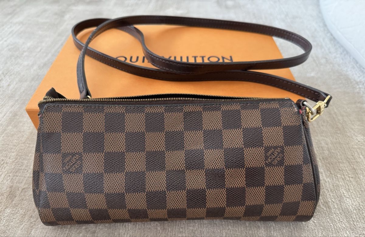 Louis Vuitton Borse: Louis Vuitton Pochette Eva – Usato da Bachenbülach venduto da Elcomaster 2