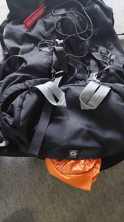 Lowe Alpine Sacs à dos: Lowe Alpine Trekkingrucksack Cerro Torre 65+20 – D'occasion à Oberentfelden par Tthiele 1