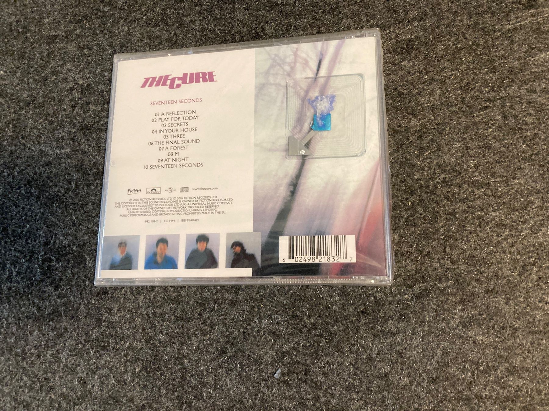 CD: The Cure - Seventeen Seconds – Nuovo e nell'imballaggio originale da Fribourg venduto da Karushi 1