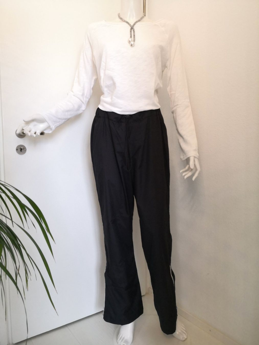 Pantaloni: 🤩CELSTUS JOGGING-HOSE SCHWARZ – Nuovo (secondo la descrizione) da Olten venduto da Naja-Twins-Twins 1