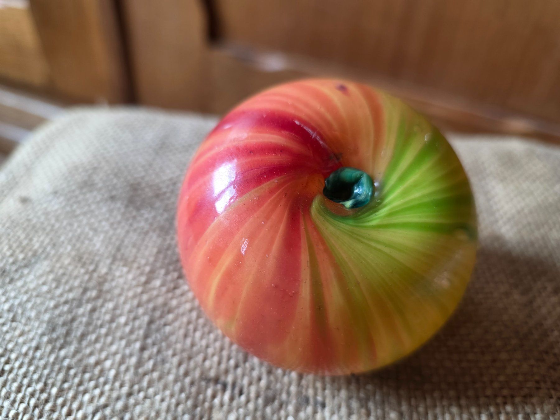 Statuette: Keramik Apfel 7 cm Figur echte Skulptur – Usato da Walterswil BE venduto da Lonitti 2