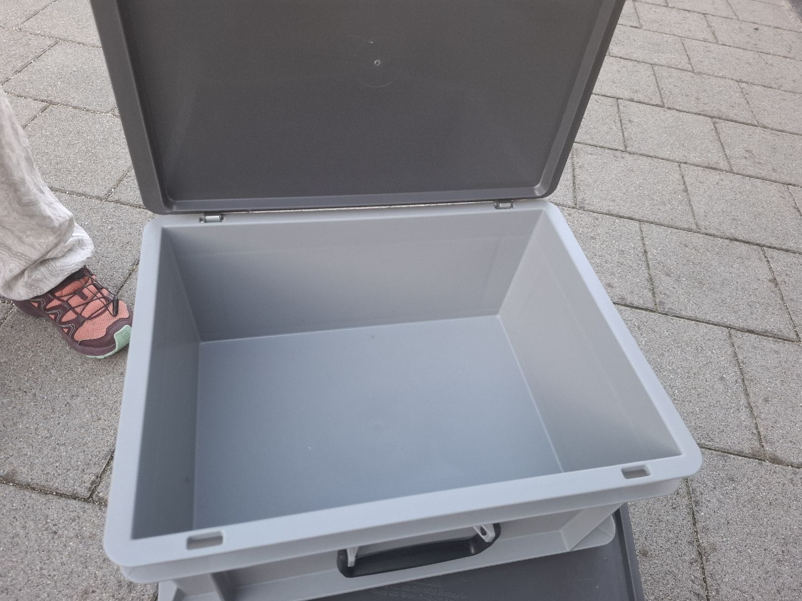 Casse di trasporto: Kunststoffboxen grau mit Deckel gebraucht – Usato da Zihlschlacht venduto da ena_n99x 2