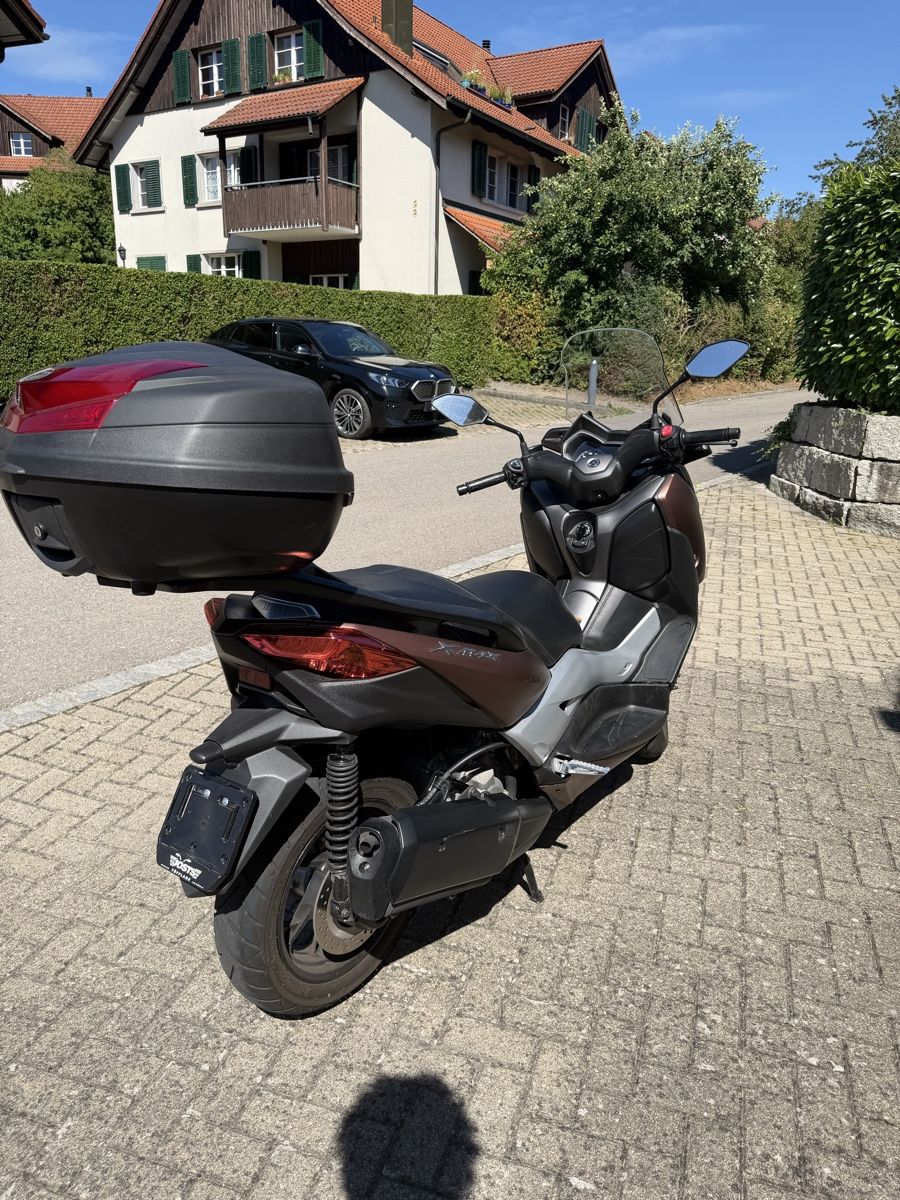 Yamaha Scooters: YAMAHA XMAX 300 ABS Roller – D'occasion à Berikon par lai_8wpt 6