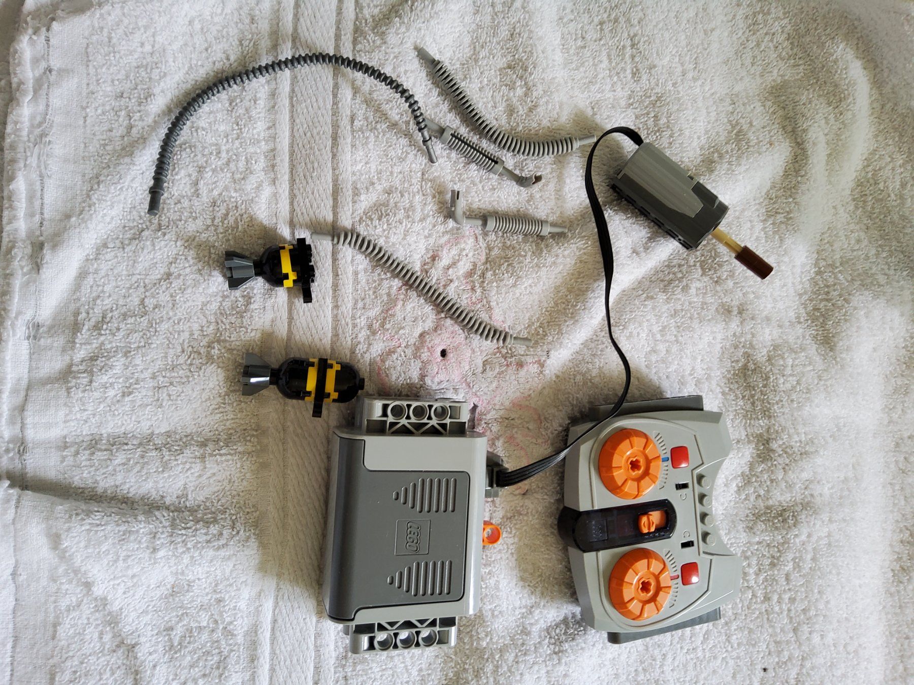 Lego Spielzeuge: Lego Speziele teile batterie – Gebraucht aus Zürich von Dalicelik