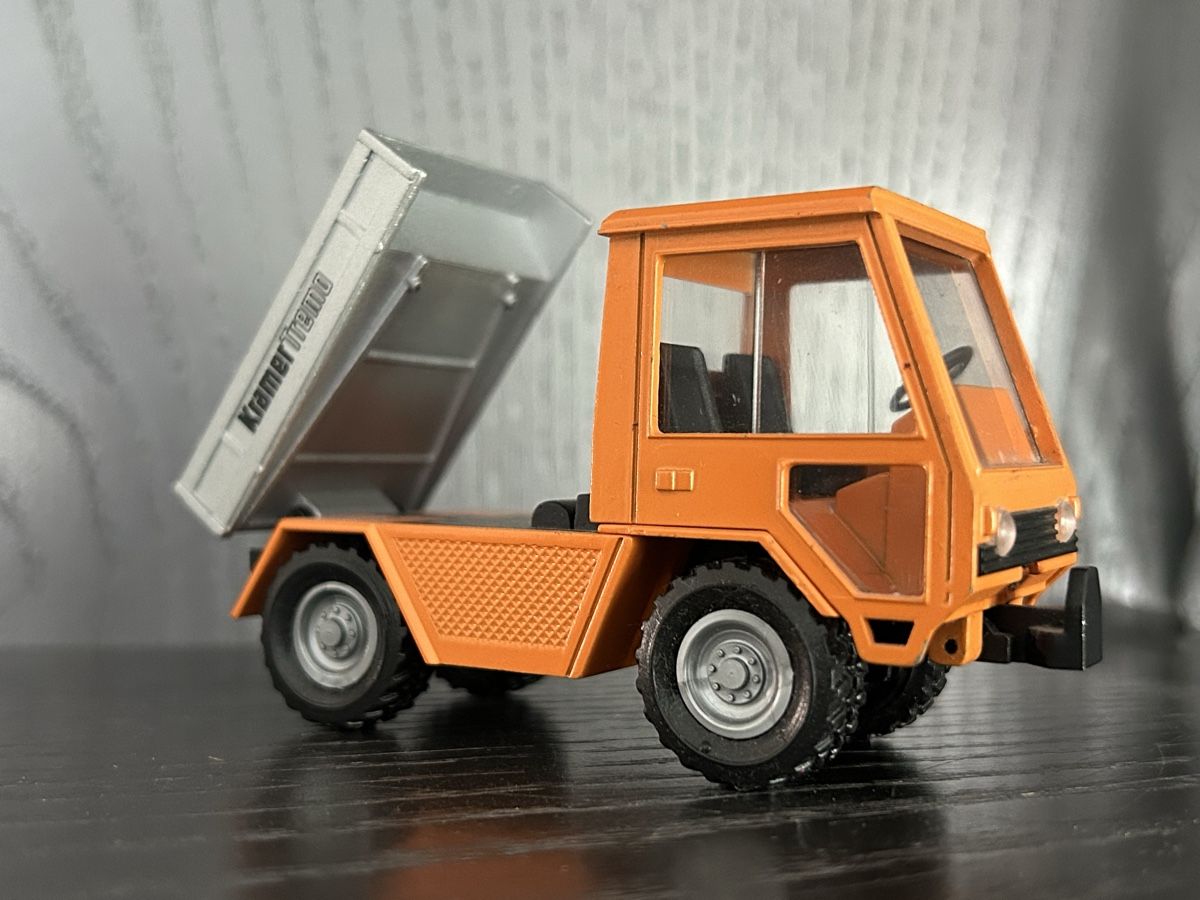 Kit di modellismo & Modellini statici: Kramer Tremo, 1:35, NZG – Usato da Horw venduto da Tigercat635