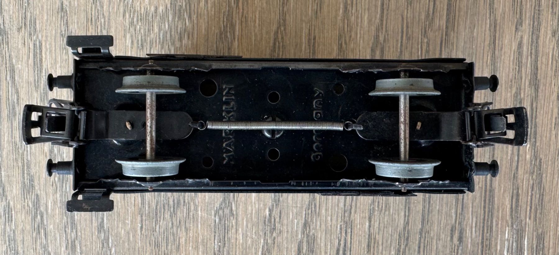 Märklin Modellini di ferrovie: silberner Kesselwagen ESSO; OVP – Usato da St. Moritz venduto da Manu7500 6