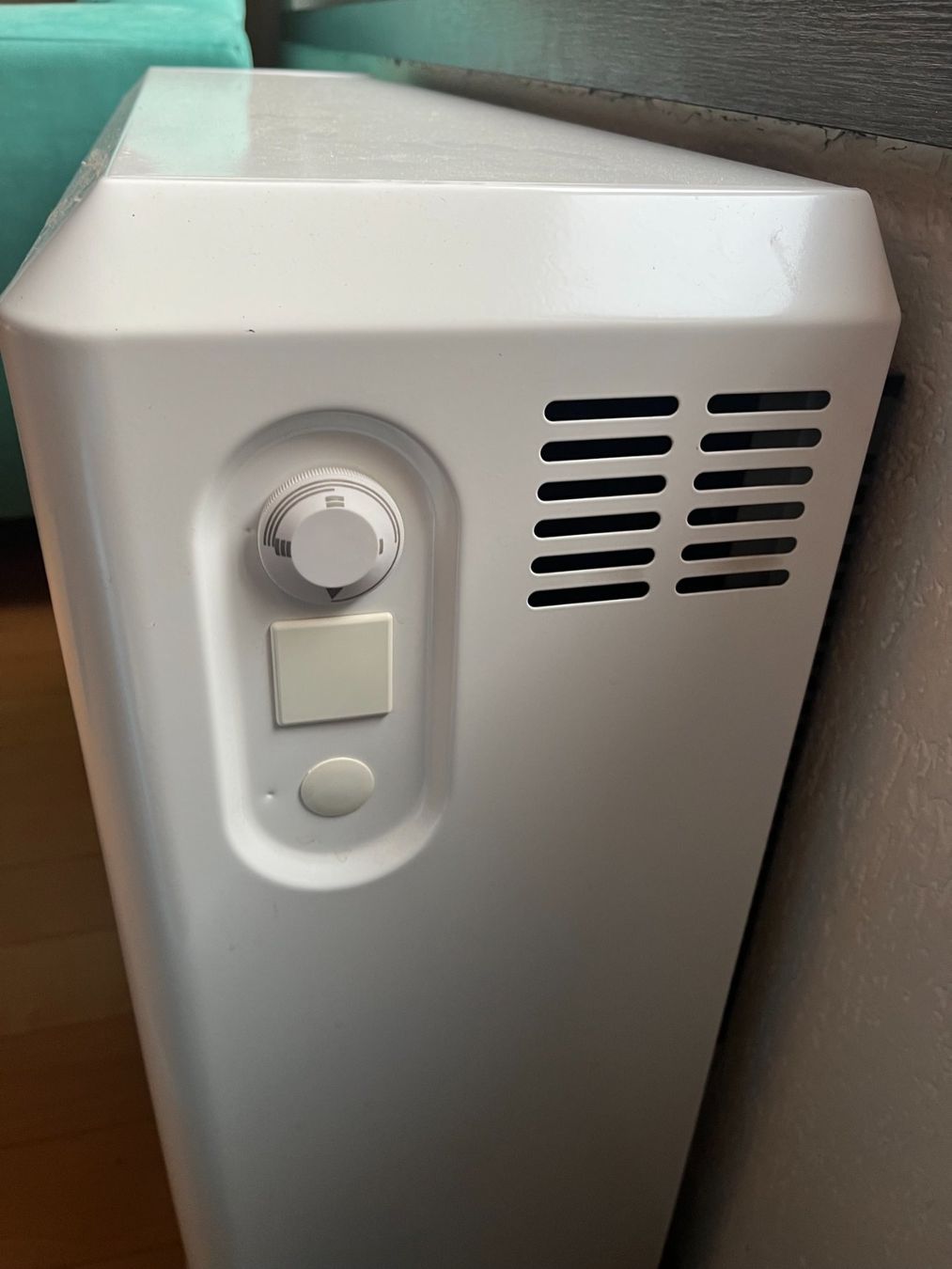 Radiatori: Dimplex S40E Wärmespeicher 4kw – Usato da Leuggern venduto da Yzerman2 2