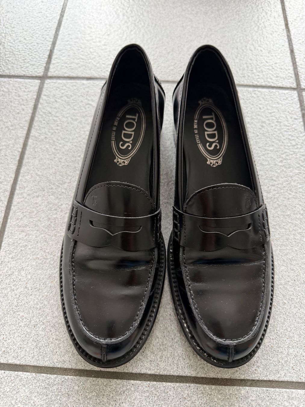 Tod'S Scarpe da donna: Tod’s - schwarze Loafer – Usato da Zürich venduto da laurapb 1