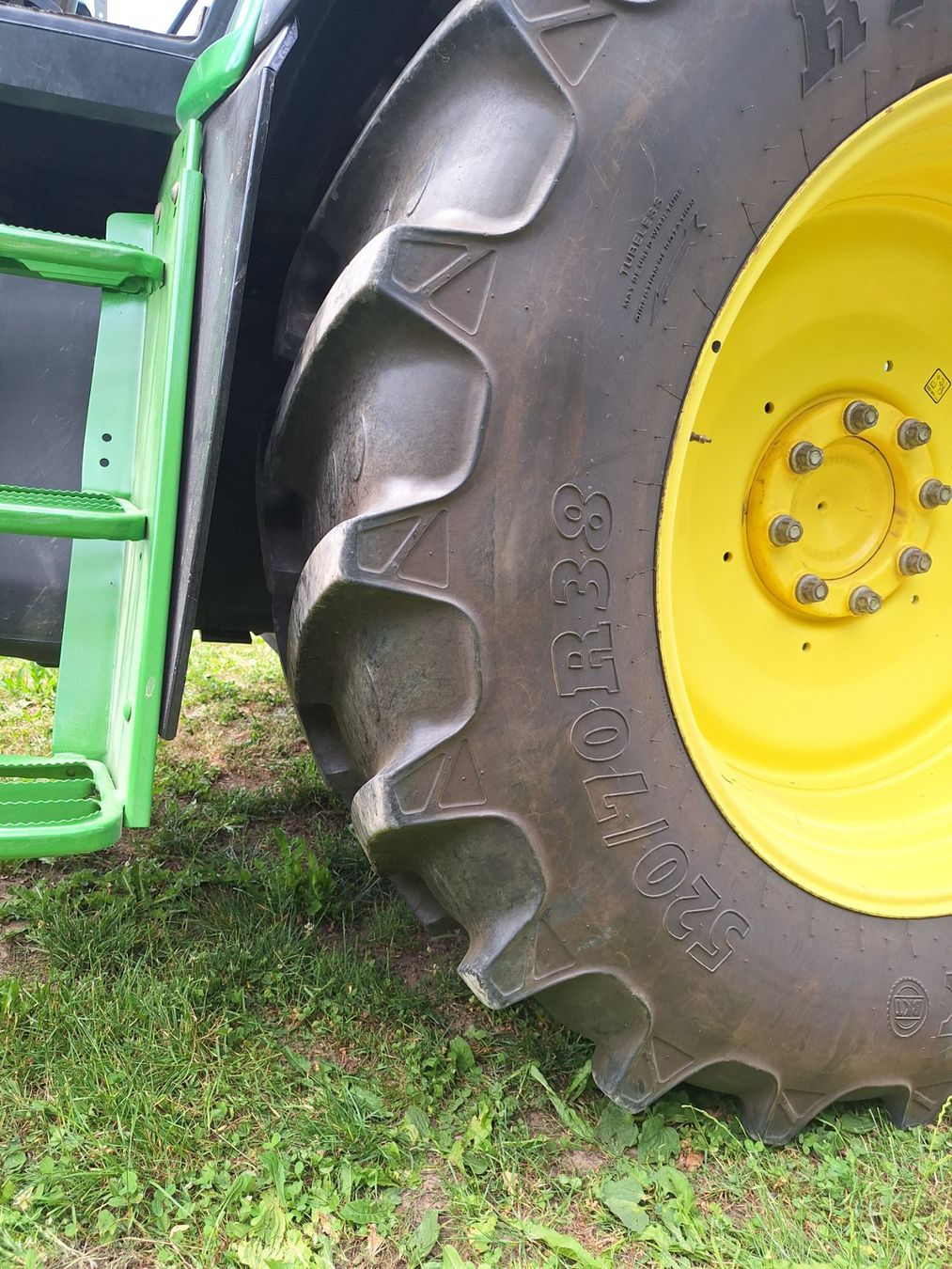 John Deere Tracteurs: John Deere 6420S mit erst 4875Std. – D'occasion à Rudolfstetten par Schottii 6