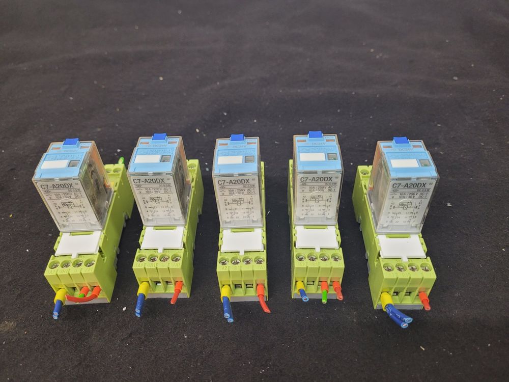 5 Stück - Comat C7 - A20DX - DC24V (Gebraucht) in Vitznau für CHF 34 ...