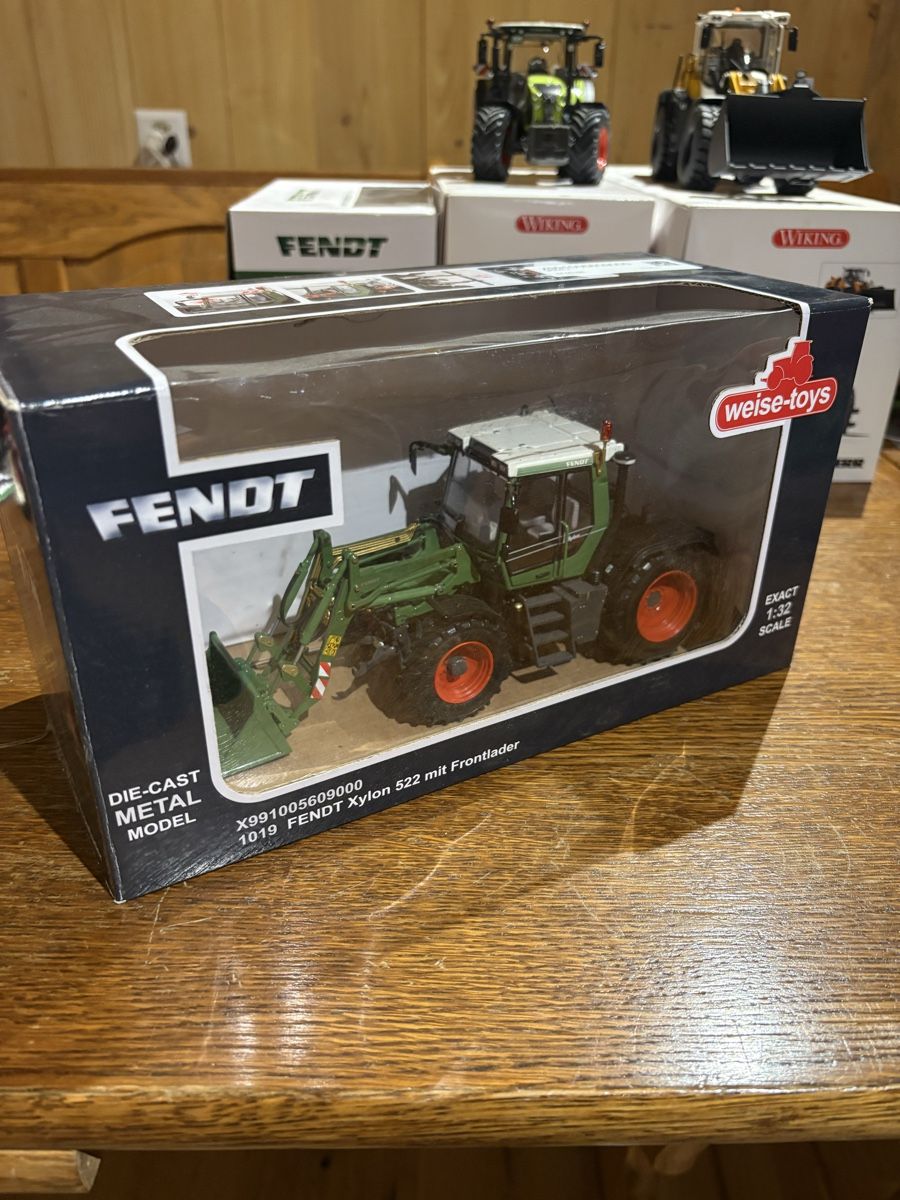 Kit di modellismo & Modellini statici: Fendt xylon 522 1:32 – Nuovo (secondo la descrizione) da Maracon venduto da tro_chq5