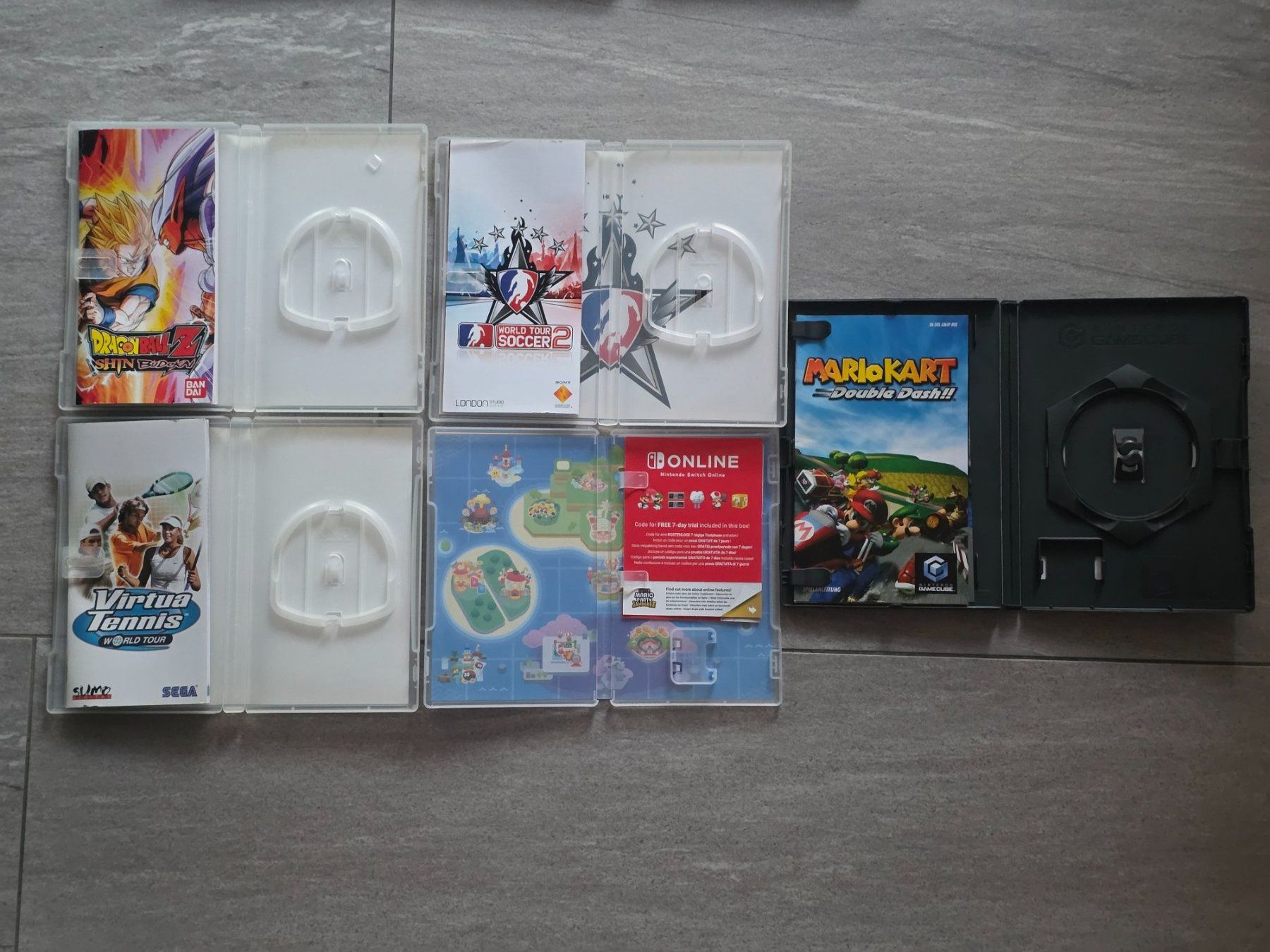 Spiele: Gamecube PS2 PSP Nintendo DS &3DS Case – Gebraucht aus Münchenbuchsee von RipiRip 3