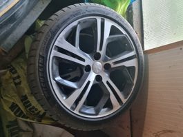 Peugeot 208 Felgen mit Reifen