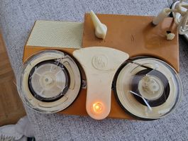 Magnétophone à bande Transistor Model 510 vintage